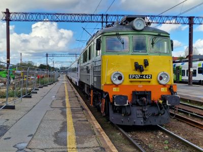 "Siódemka" złapana na stacji w Słupsku
ep07, intercity, słupsk, dworzec, słup, siec, odbierak,
